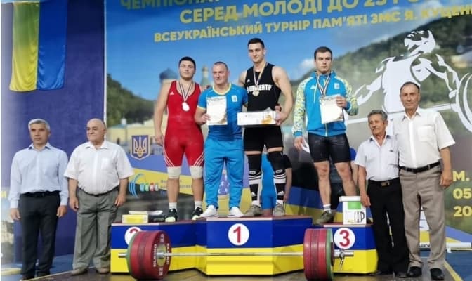 Два важкоатлети з Львівщини на чемпіонаті України вибороли 6 золотих медалей