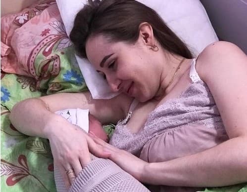 У львівському бомбосховищі під час повітряної тривоги народилося немовля