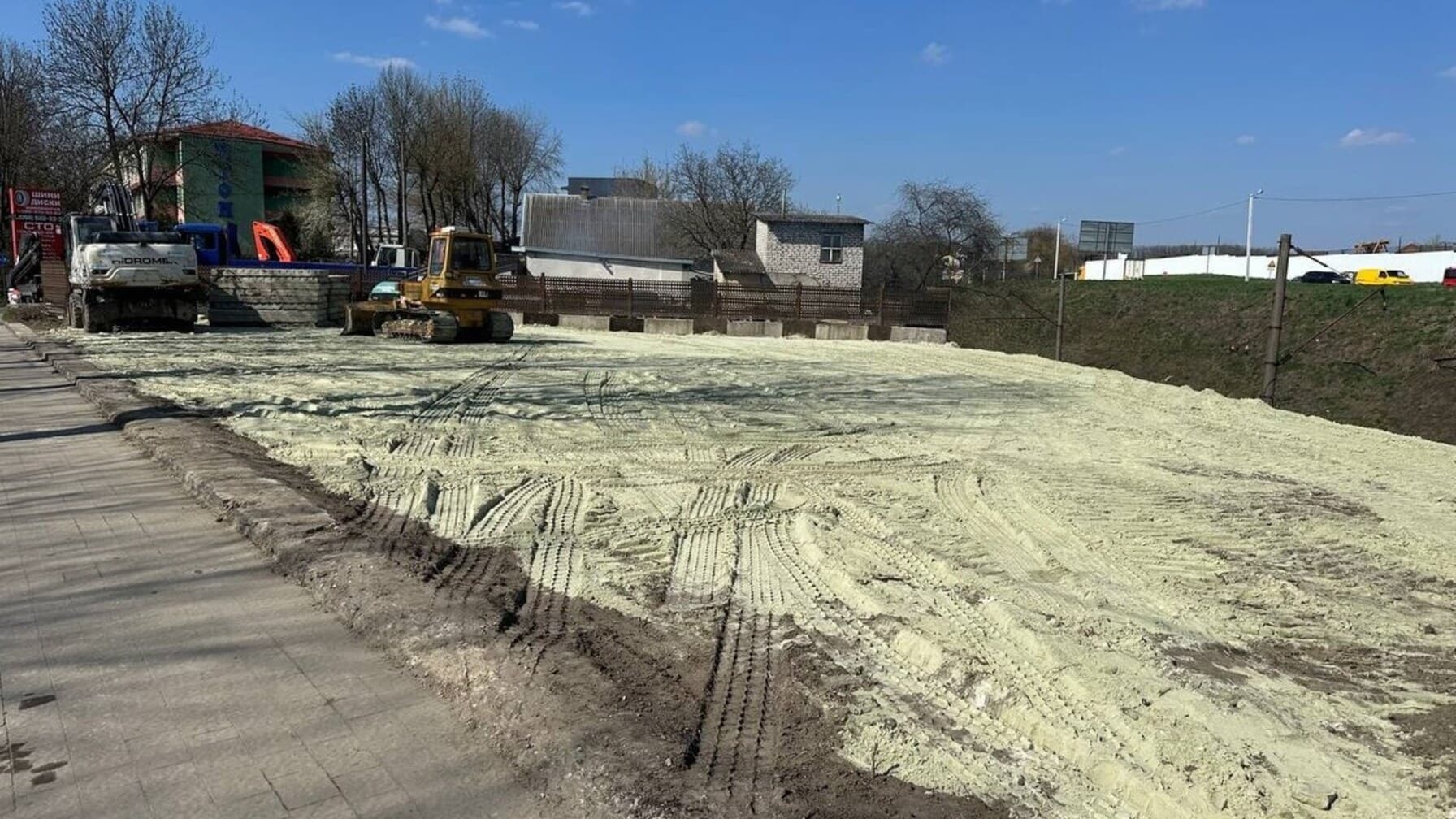 Фото: Ділянка вул. Т. Шевченка, де тривають підготовчі будівельні роботи/ЛМР
