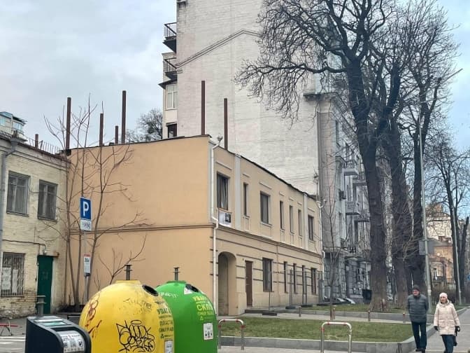 Активісти створили петицію проти знищення 125-річної будівлі біля Золотих воріт