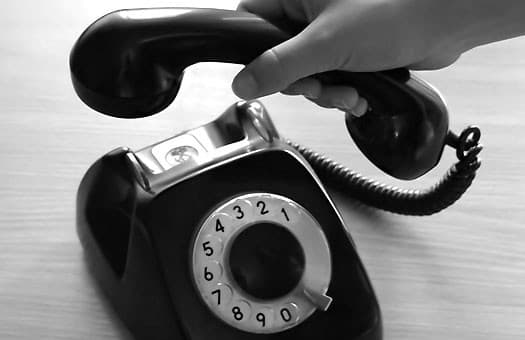 Від сьогодні українці платитимуть більше за телефонний зв’язок