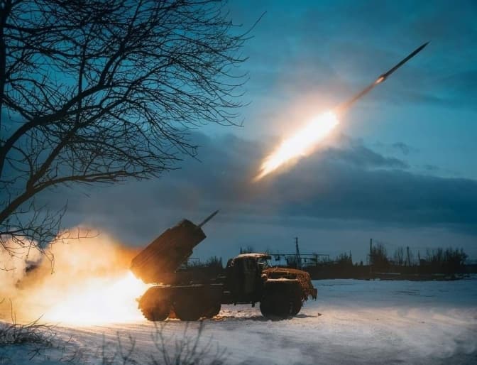 Окупанти намагаються вибити українських захисників з лівобережжя Дніпра