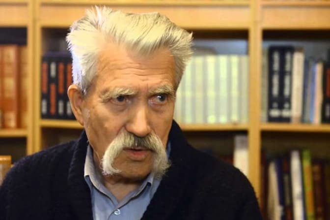 Львів'ян просять утриматися від розважальних заходів у день похорону Левка Лук’яненка