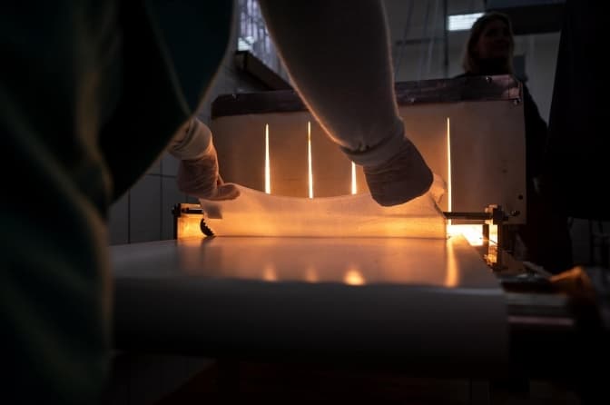 У Львівській політехніці виготовляють лікувальні пов’язки для поранених військових