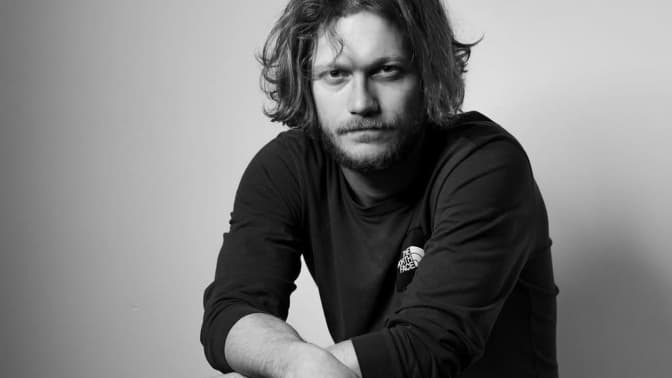 Фотографку Соловйову визнали потерпілою у справі про домашнє насильство проти актора Темляка