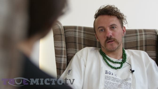 «Якщо люди спілкуються в робочих чатах російською – ми їх звільняємо», – Клопотенко