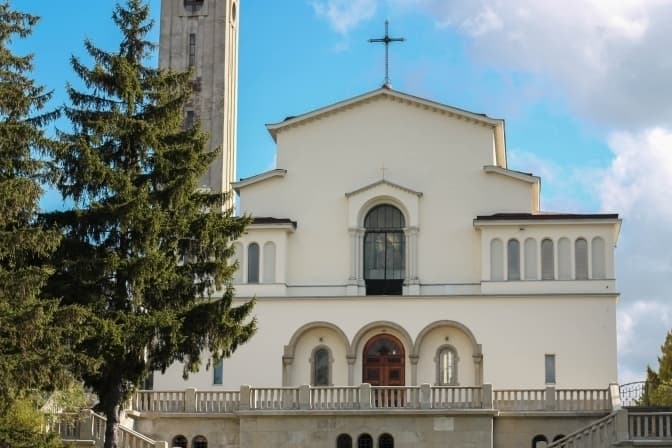 Свято Покрови. Історія монастирської церкви у Львові, яка колись була Гарнізонним храмом