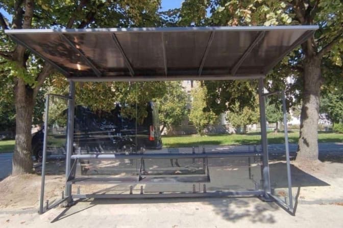 У Львові облаштували ще одну доступну зупинку: де саме