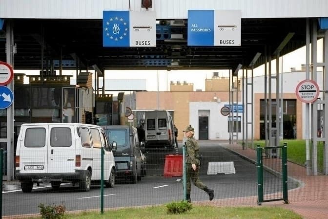 На одному з пунктів пропуску з Польщею розпочався ремонт. Рух ускладнено