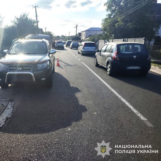 Внаслідок аварії поблизу Львова постраждали троє людей