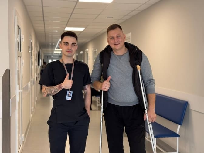 У Львові ортопеди врятували ногу мотоцикліста після складної аварії