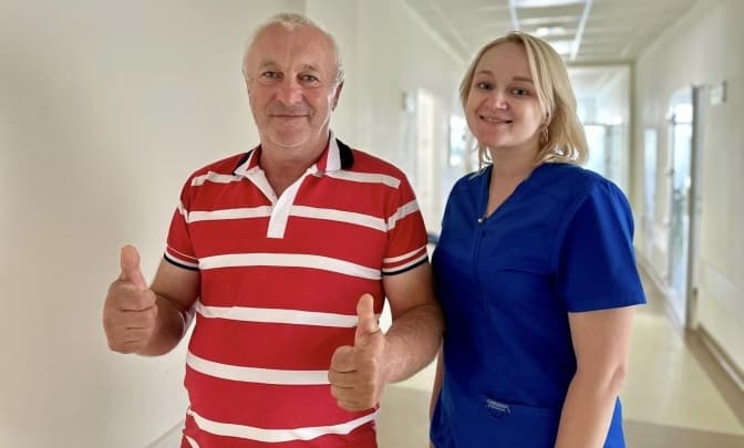 Замість операції на серці – один прокол на руці. Львівські хірурги врятували життя 53-річного чоловіка