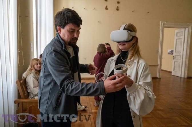 У Національному музеї Шептицького відкрили виставку оцифрованих творів митців