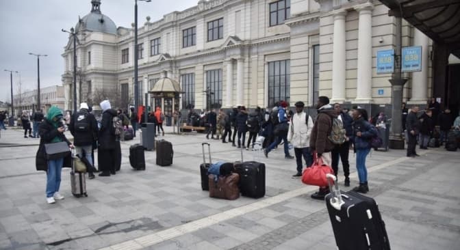 У перші дні війни львівський вокзал приймав у 20 разів більше людей, ніж у мирний час