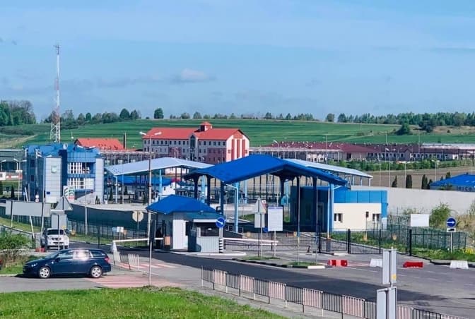 На українсько-польському кордоні відновив роботу пункт-пропуску «Рава-Руська»