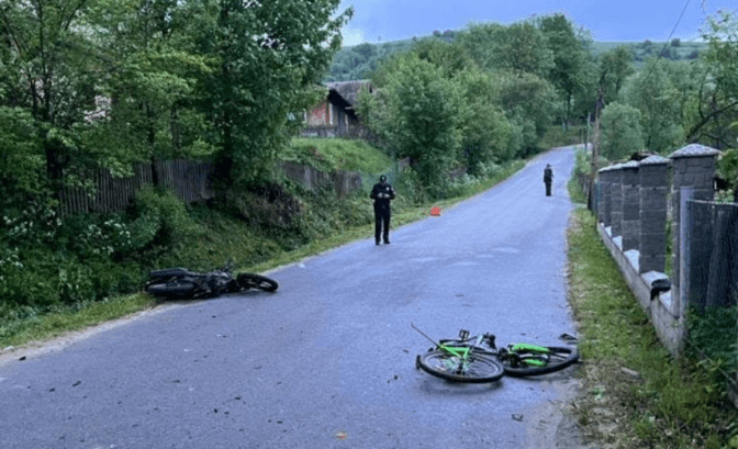 На Львівщині 13-річна велосипедистка загинула внаслідок зіткнення з мотоциклом