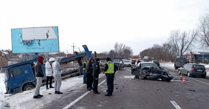 Через потрійну ДТП на кільцевій Львова ускладнений рух