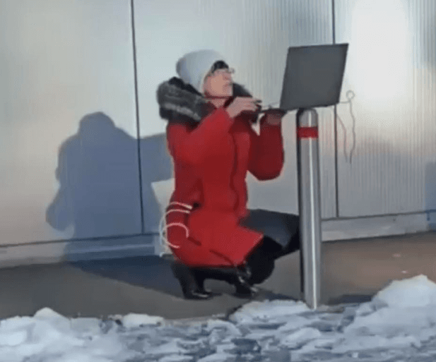 Вони хочуть забрати у нас все, але ця вчителька вирішила не віддавати