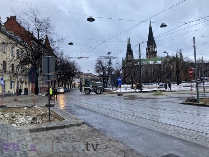 Вулицю Степана Бандери дороблять наступного року. Фото, відео