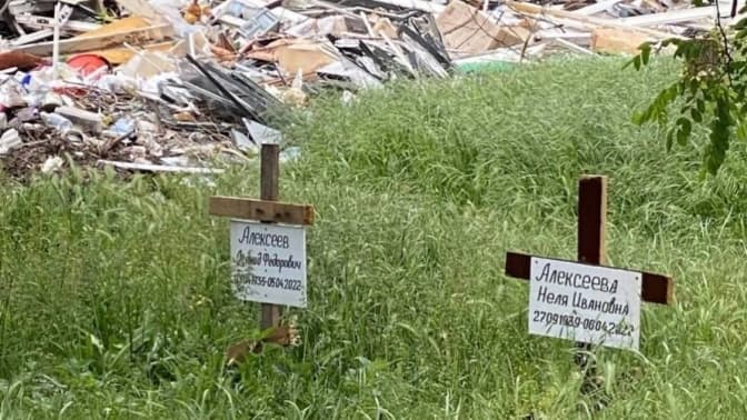 У Маріуполі знайшли ще одну братську могилу – у ній понад 100 тіл