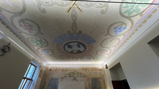 У Львівському університеті відкрили аудиторію з унікальними відновленими розписами