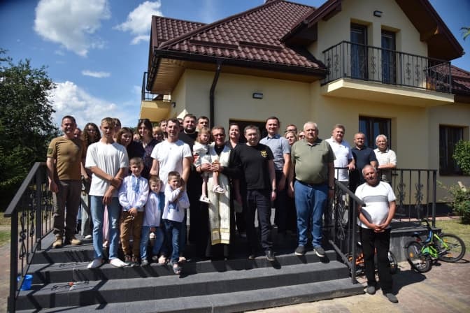 Військовий передав власне житло для створення дитячого будинку на Львівщині