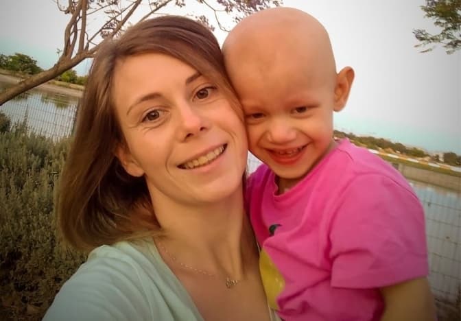 Львів’ян терміново просять допомогти 3-річній Меланії із злоякісною пухлиною мозку