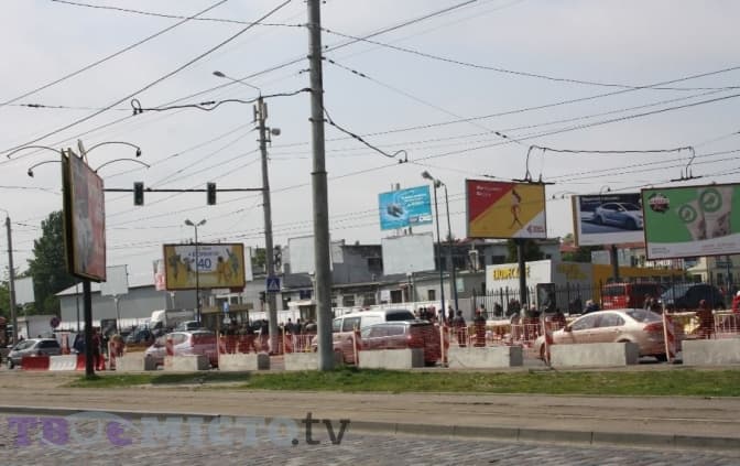 На Городоцькій облаштували лише одну тимчасову зупинку