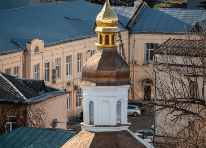 У Києво-Печерській лаврі реставрують Башту Кушника