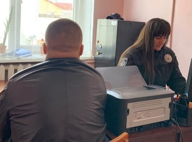 Двох чоловіків судитимуть на Львівщині за підробку документів, що звільняють від мобілізації
