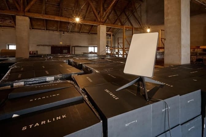 Україна отримала третю партію Starlink від Польщі