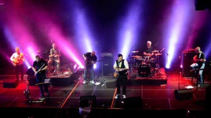 «Подяка артилеристам і ракетникам». Львівський гурт «Мертвий півень» представив кліп на нову пісню. Відео