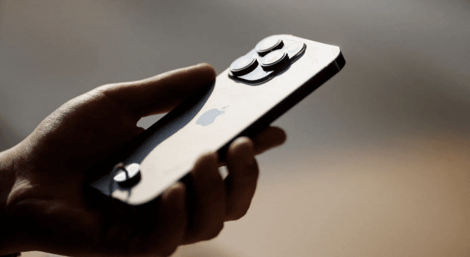 Apple терміново просить оновити iOS: під загрозою мільярди iPhone