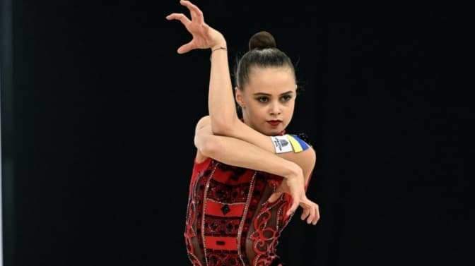 Киянка Таїсія Онофрійчук здобула перемогу на етапі Кубка світу з гімнастики у Баку і відмовилась від спільного фото з росіянкою