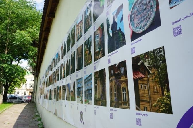 У Львові біля Бернардинського муру зробили виставку робіт «Левинський в об’єктиві»