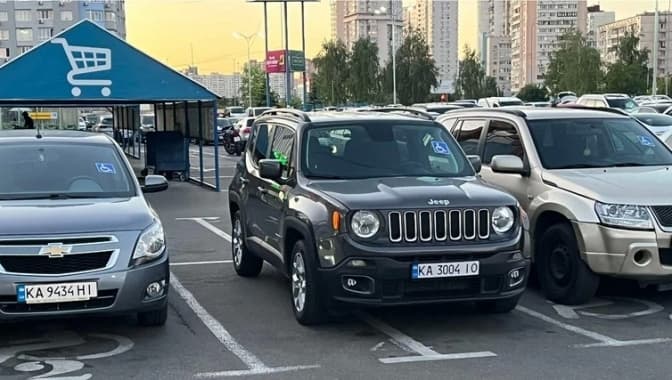 На Київщині звільнили поліціянтку, яка образила ветерана