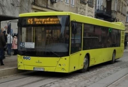 У Львові змінили маршрут одного з автобусів