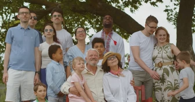 скриншот із відео