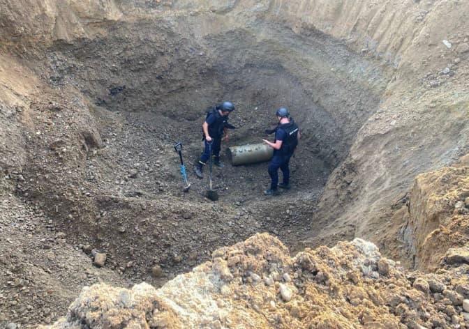 Після масованого обстрілу 26 серпня на Львівщині вилучили бойові частини російських ракет
