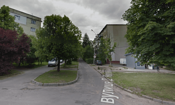 Ремонт дороги на одній із вулиць Львова завершили. Коли відкриють для проїзду