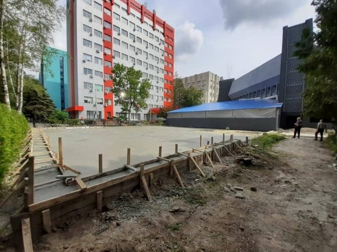 У Львові демонтували фундамент самобуду біля нічного клубу Odeon