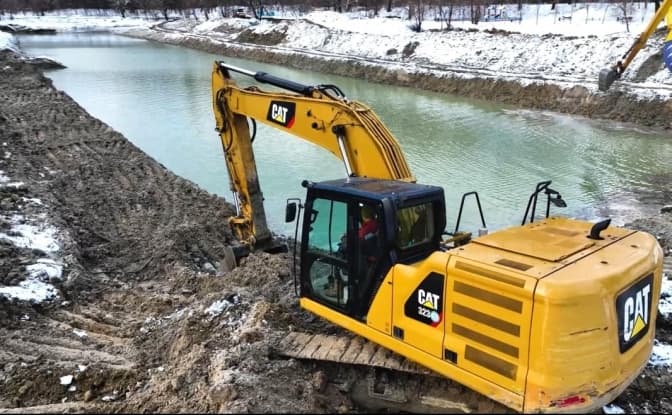 Озеро Синє почало наповнюватись водою
