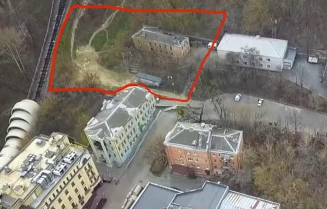 Схил біля Київського фунікулера планують віддати під забудову — Перов