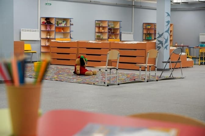 Генератор на 125 кВт, ліфт, WiFi. У КМВА показали нові шкільні укриття на Оболоні