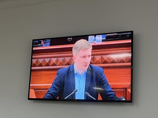 Депутати не підтримали відставку Бондаренка з посади секретаря Київради, але він залишив посаду