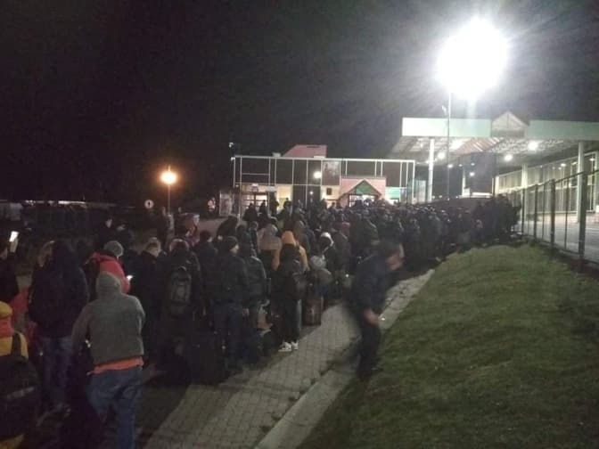 Українці не можуть перетнути польський кордон