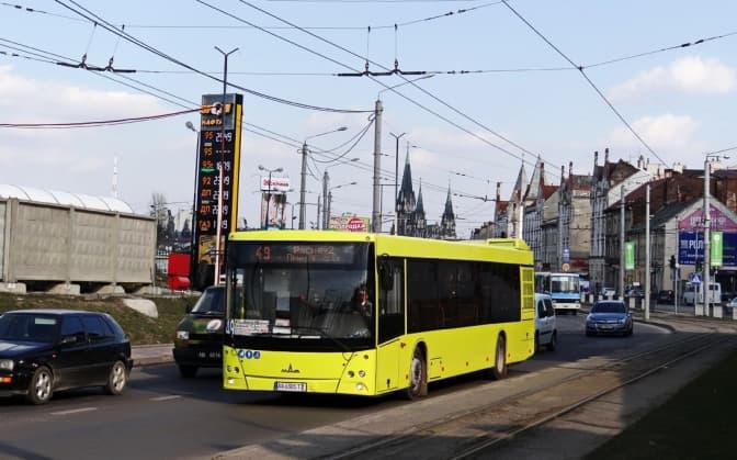 До Рясного запускають ще один спецавтобус