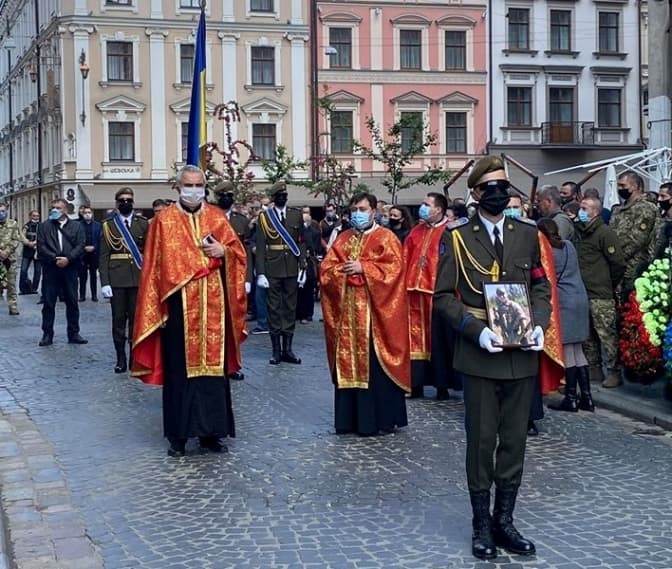 У Львові попрощалися із загиблим військовим Андрієм Супріганом