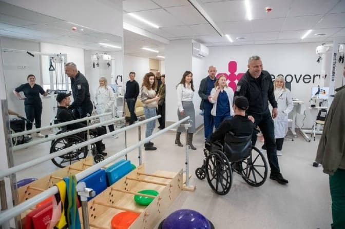 У Києві відкрили сучасне відділення реабілітації для поранених військових
