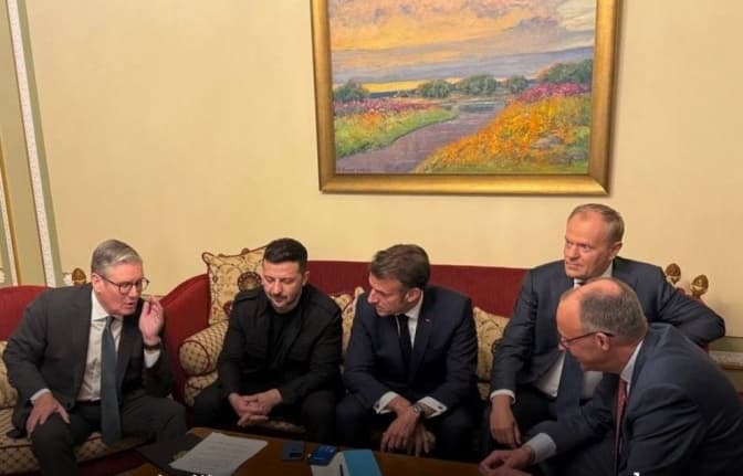 Від рф вимагають 30-денне перемир’я та чого очікувати від нового Папи щодо війни. Підсумки доби